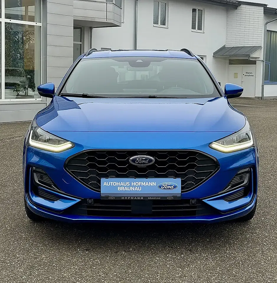 Ford Focus - Thumbnail 9
