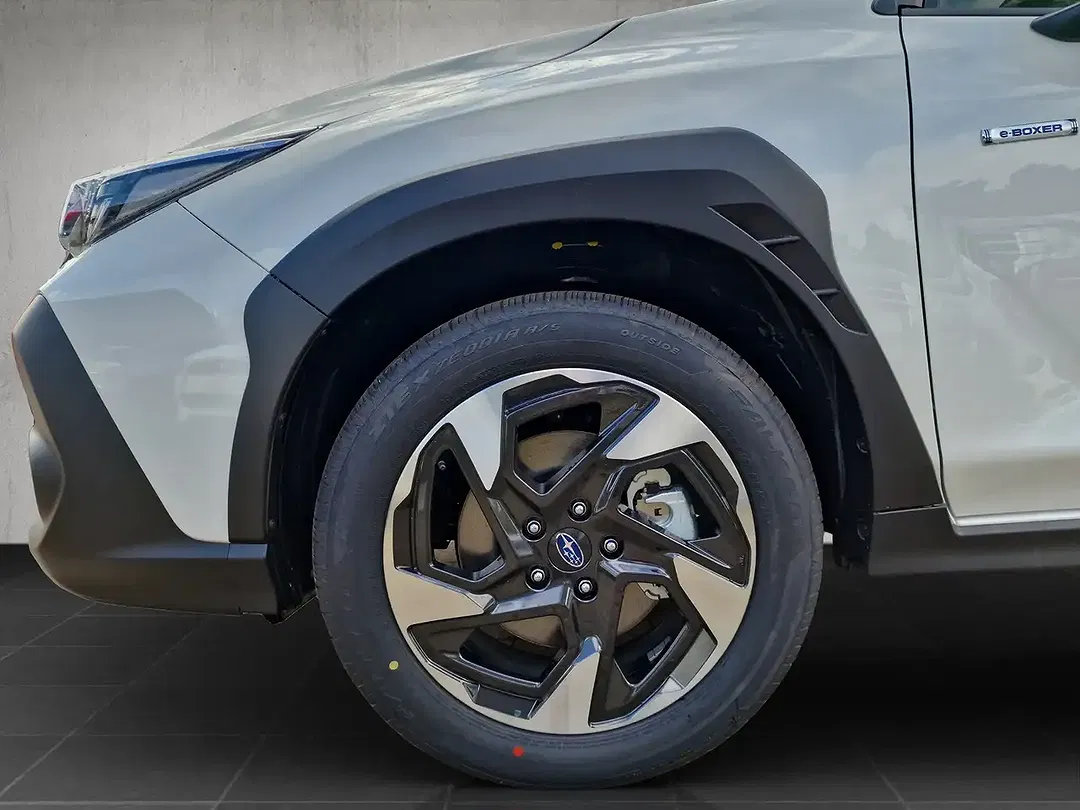 Subaru Crosstrek - Thumbnail 15