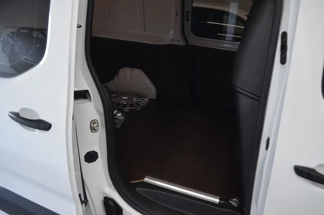 Toyota Proace City - Thumbnail 11