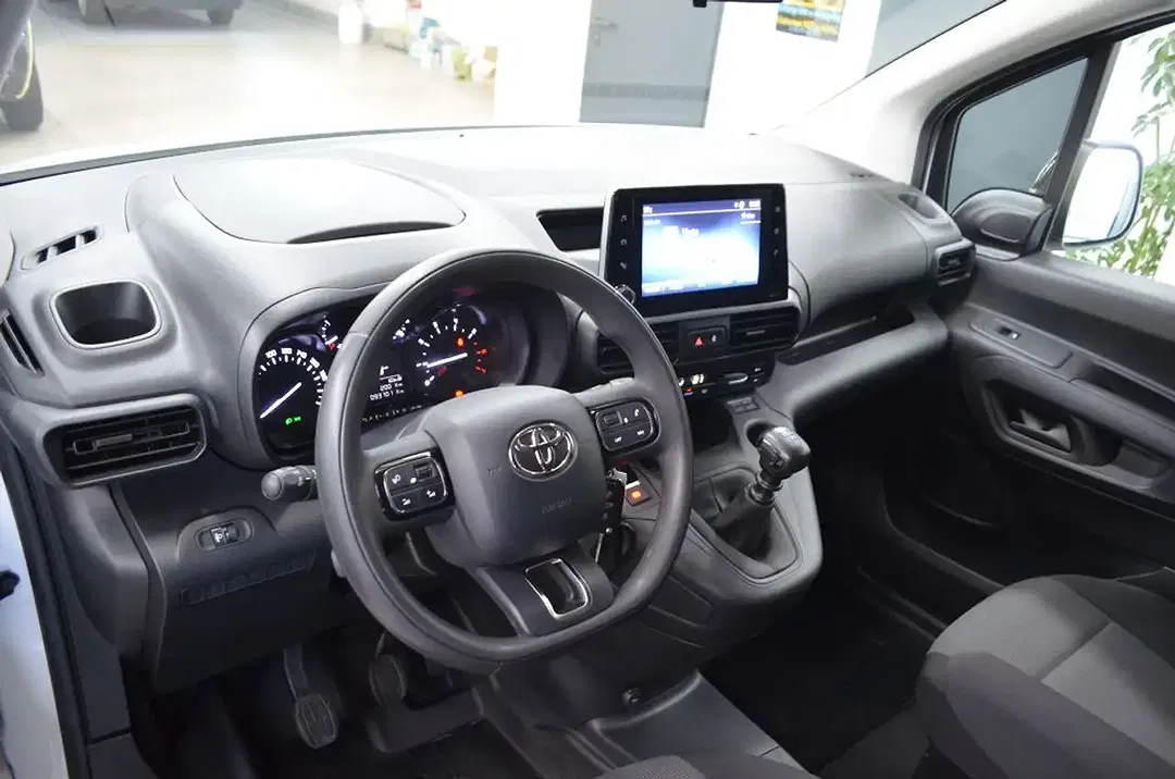 Toyota Proace City - Thumbnail 14