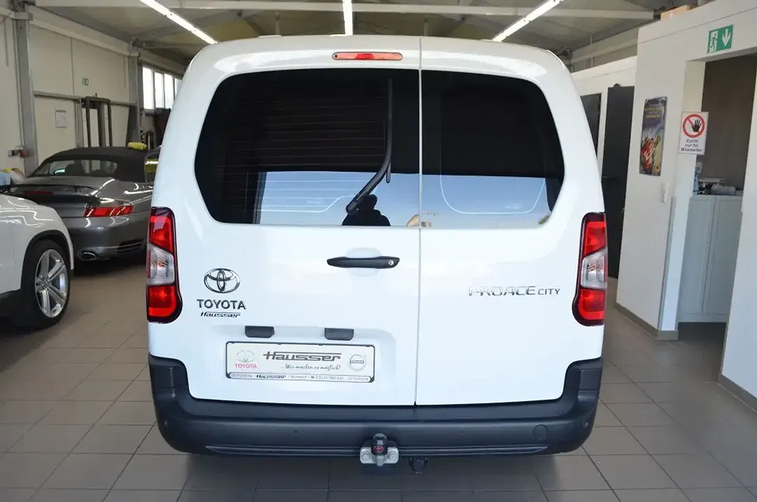 Toyota Proace City - Thumbnail 7