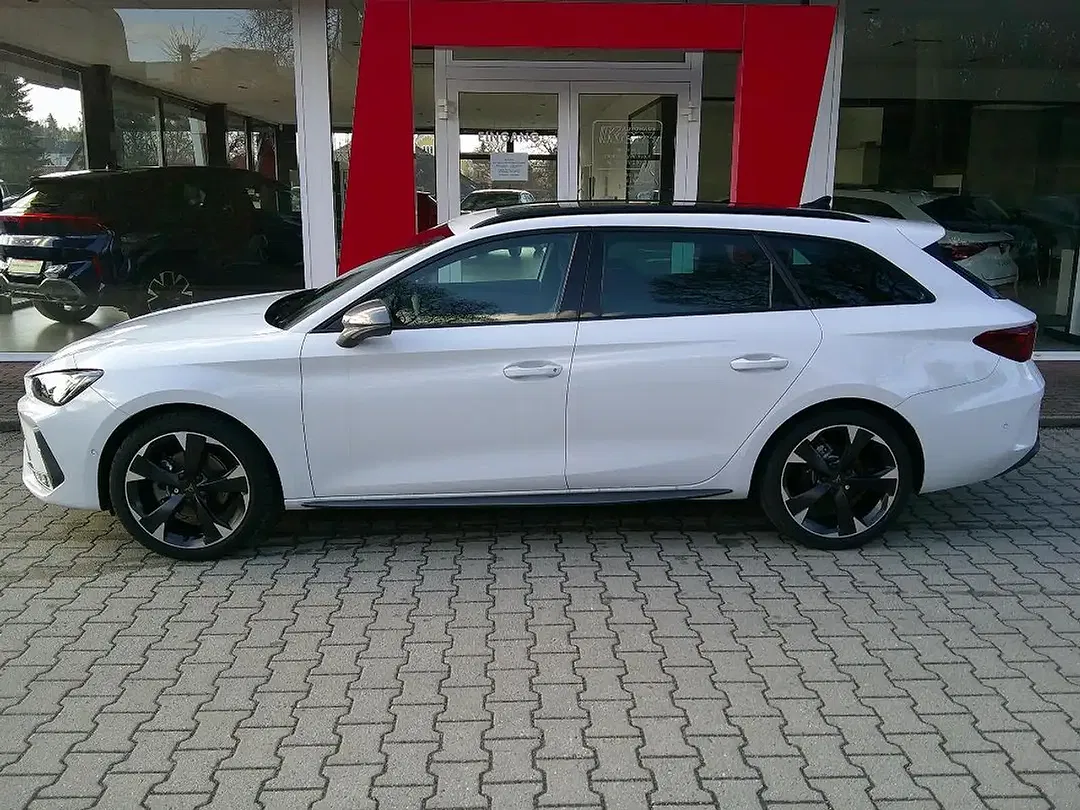 CUPRA Leon - Thumbnail 2