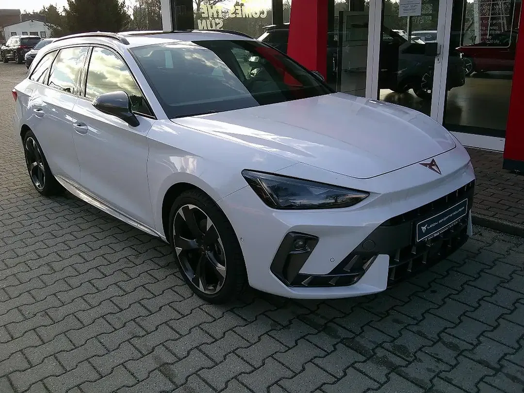 CUPRA Leon - Thumbnail 6