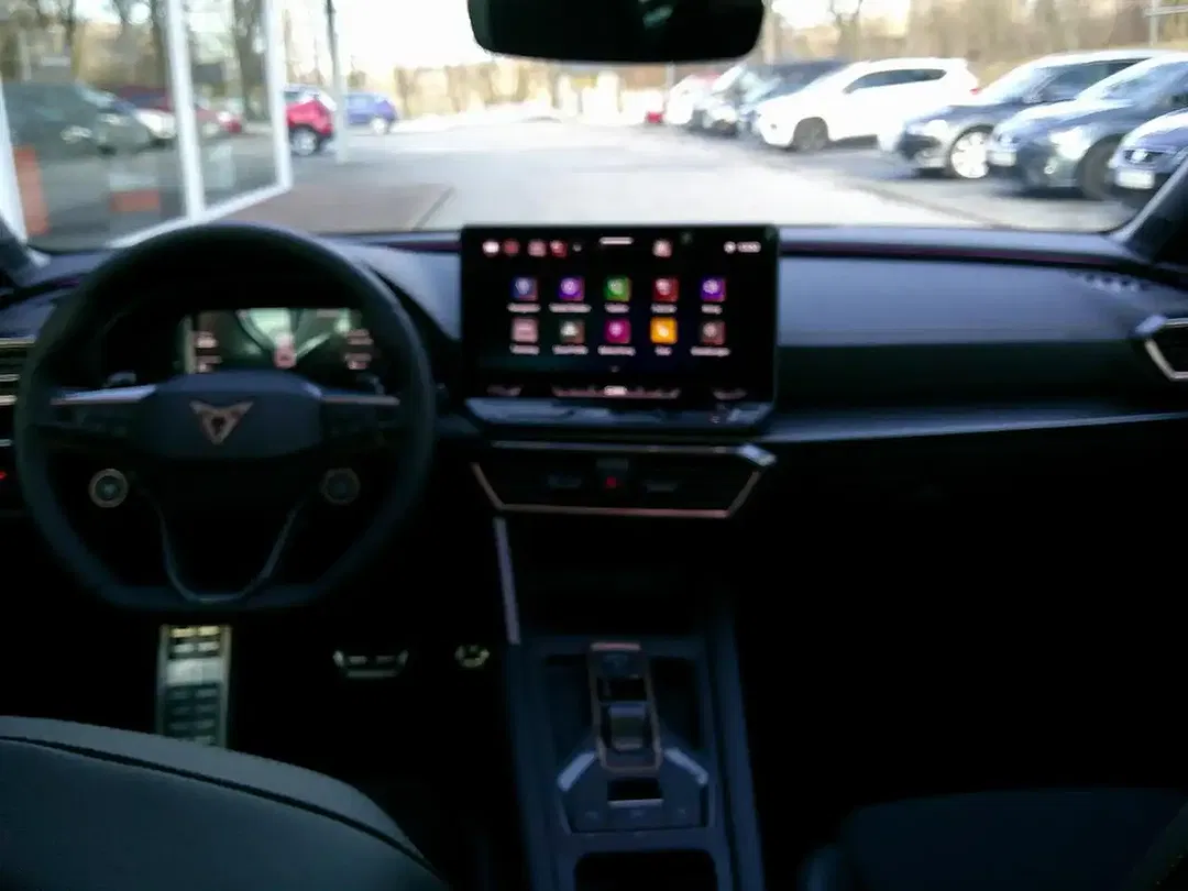 CUPRA Leon - Thumbnail 8
