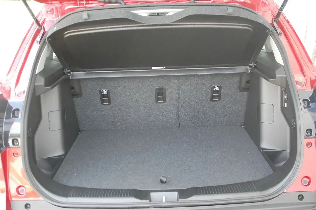 Suzuki S-Cross - Thumbnail 11