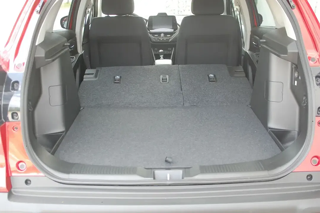 Suzuki S-Cross - Thumbnail 13