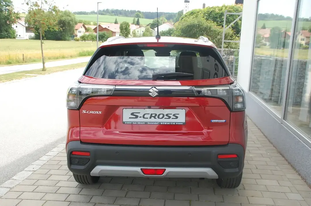 Suzuki S-Cross - Thumbnail 7