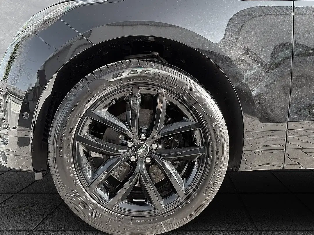Land Rover Range Rover Velar - Thumbnail 9