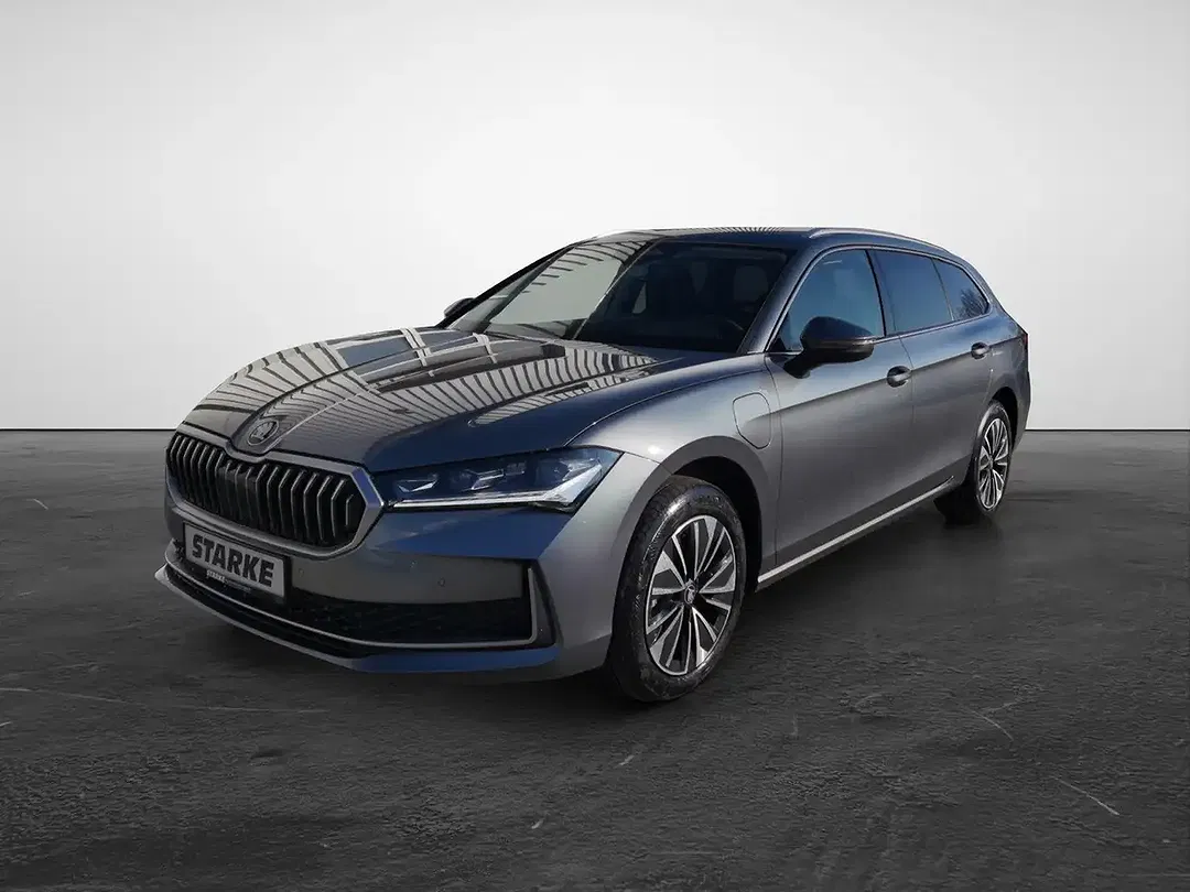 Skoda Superb - Thumbnail 2