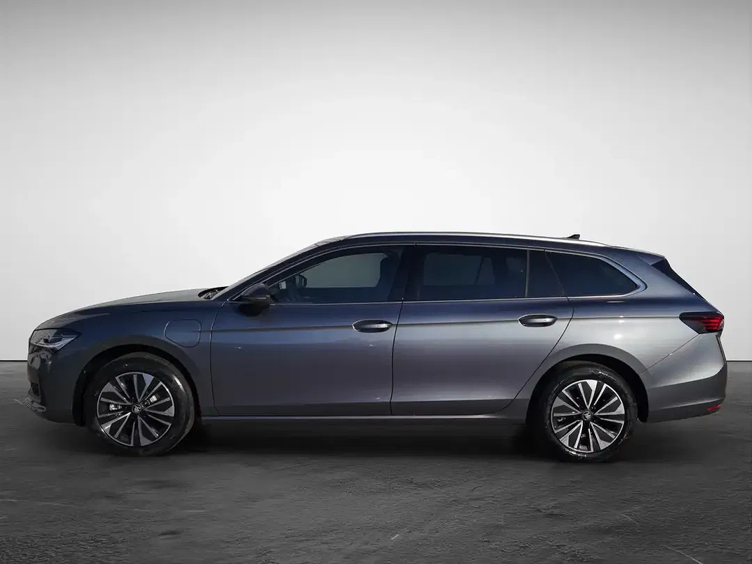 Skoda Superb - Thumbnail 3