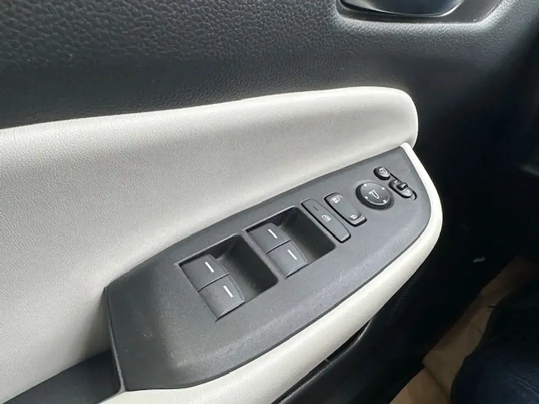 Honda Jazz - Thumbnail 13