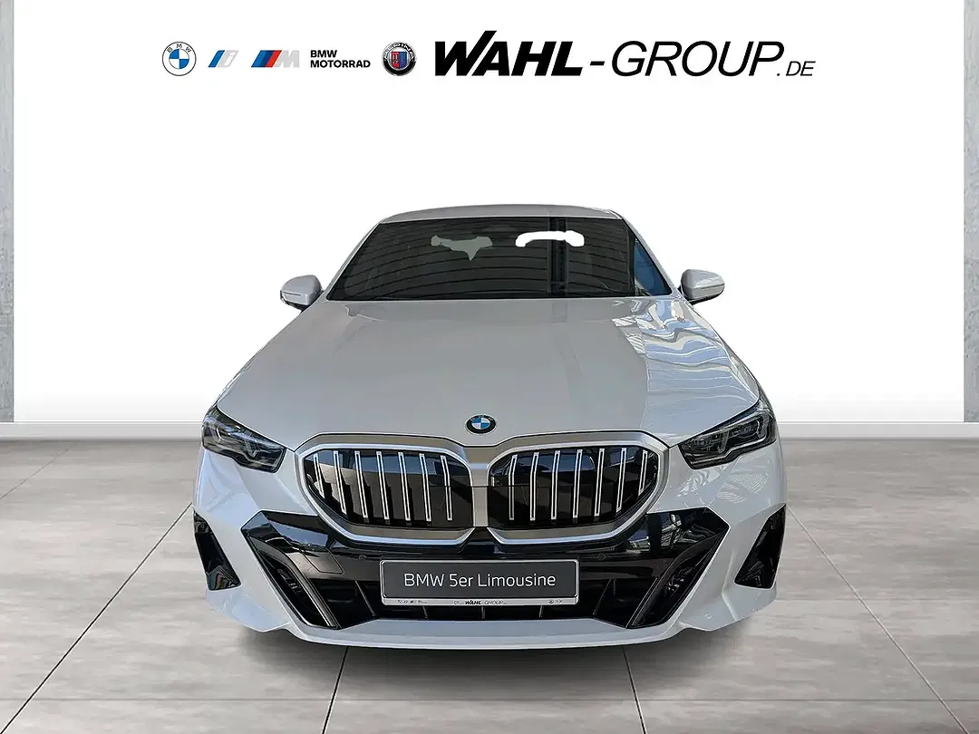 BMW 520 - Thumbnail 3