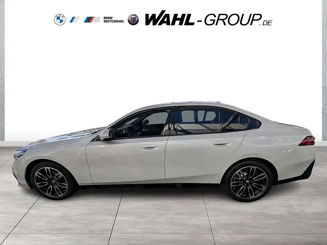 BMW 520 - Thumbnail 5