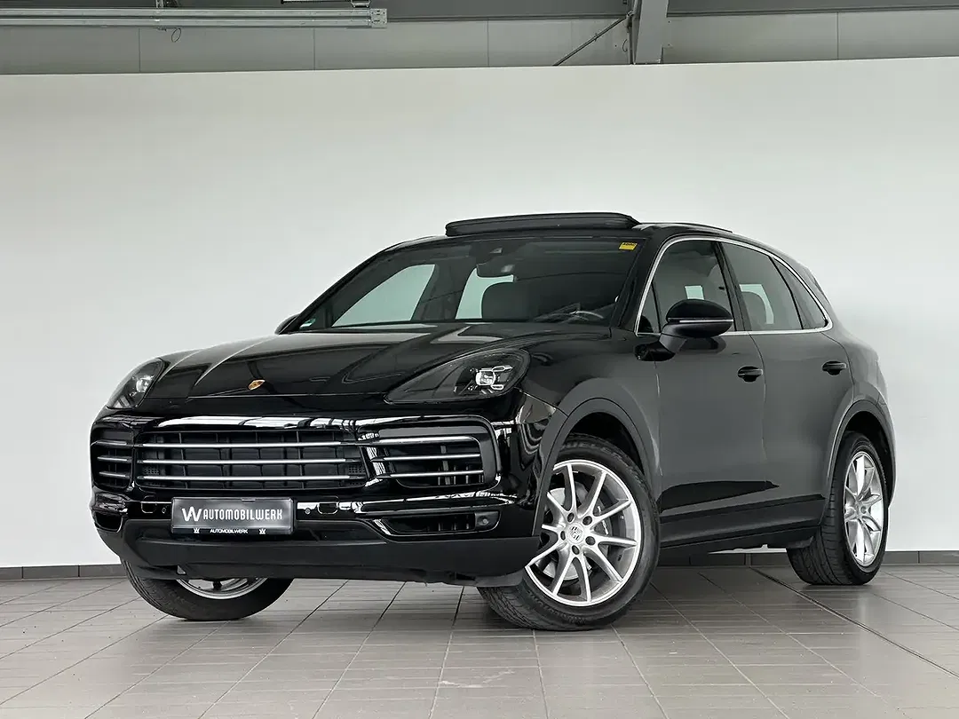 Porsche Cayenne - Thumbnail 1