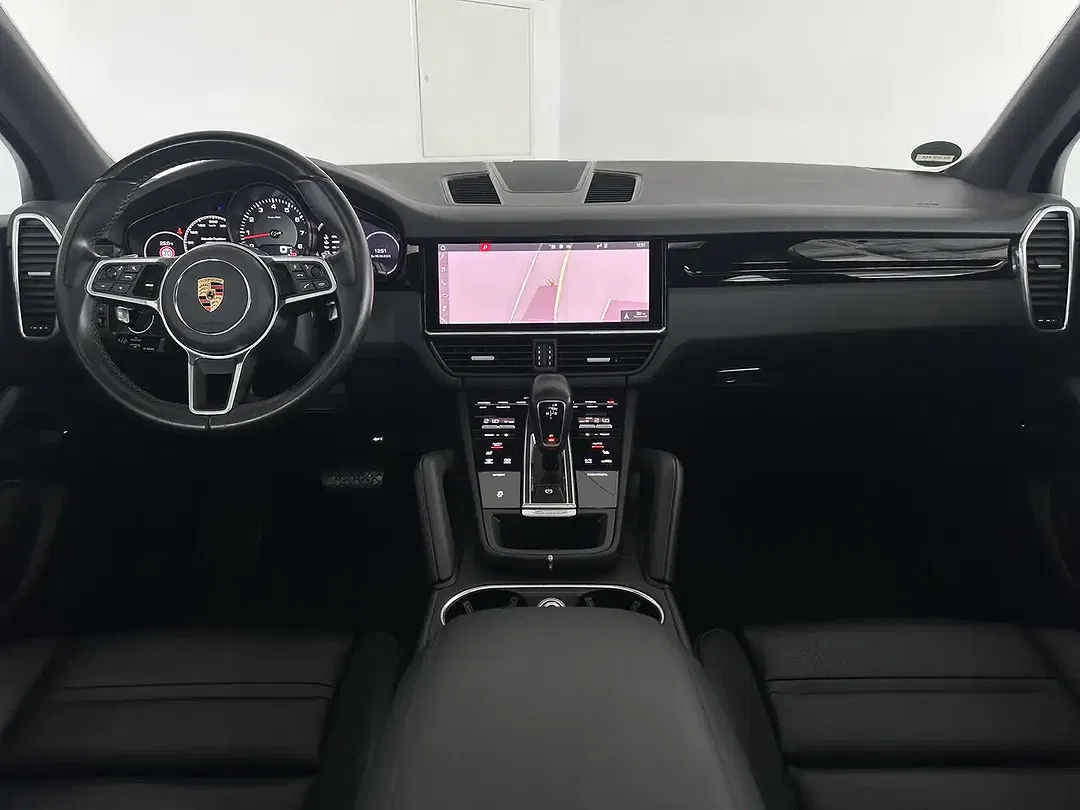 Porsche Cayenne - Thumbnail 11