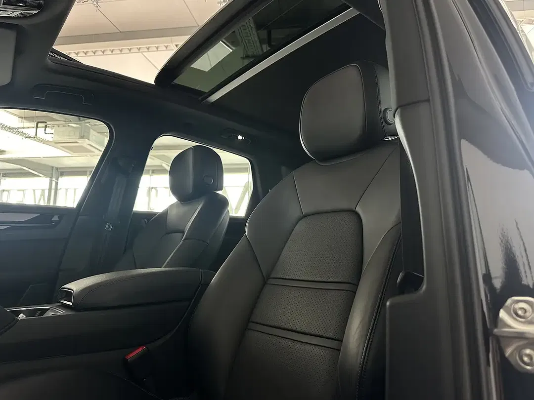 Porsche Cayenne - Thumbnail 12