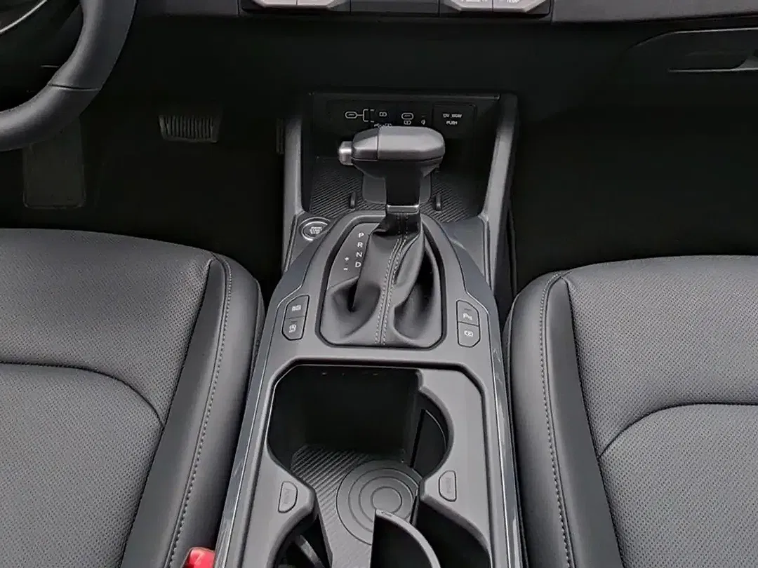 Kia K4 - Thumbnail 12