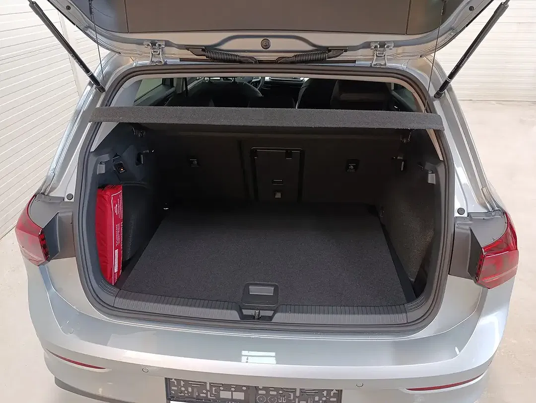 Volkswagen Golf - Thumbnail 6