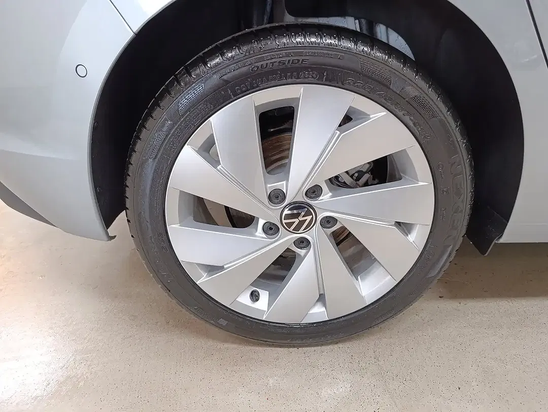 Volkswagen Golf - Thumbnail 7