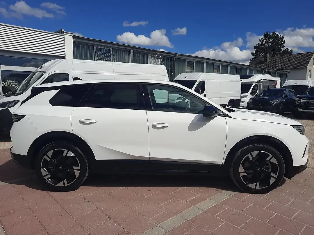 Opel Grandland - Thumbnail 4