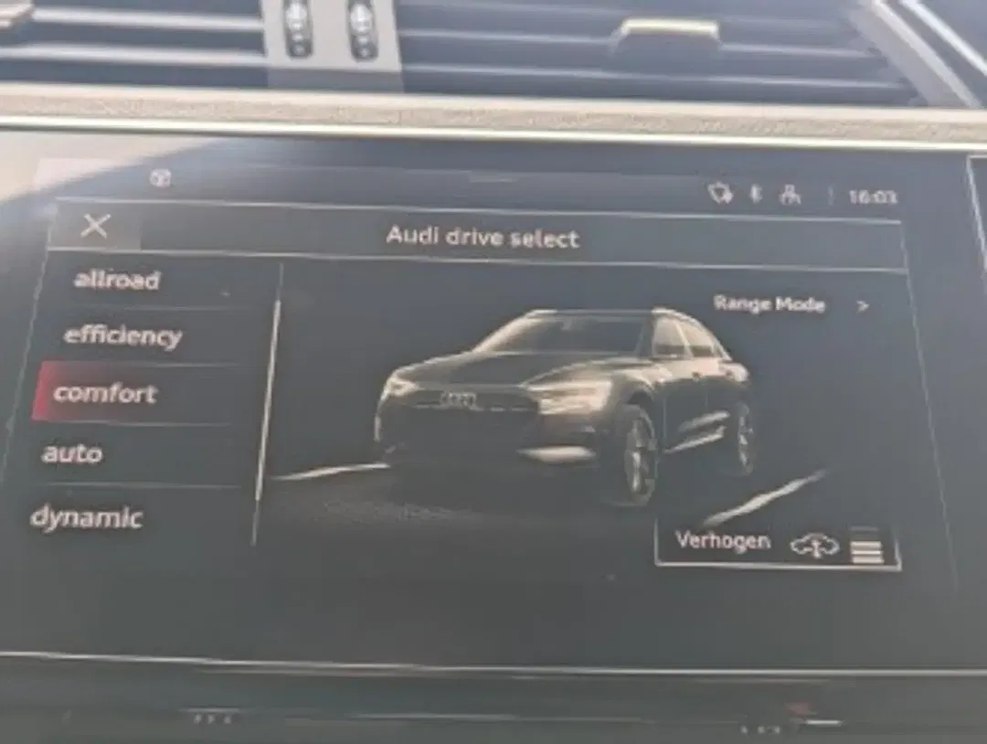 Audi Q8 e-tron - Thumbnail 12