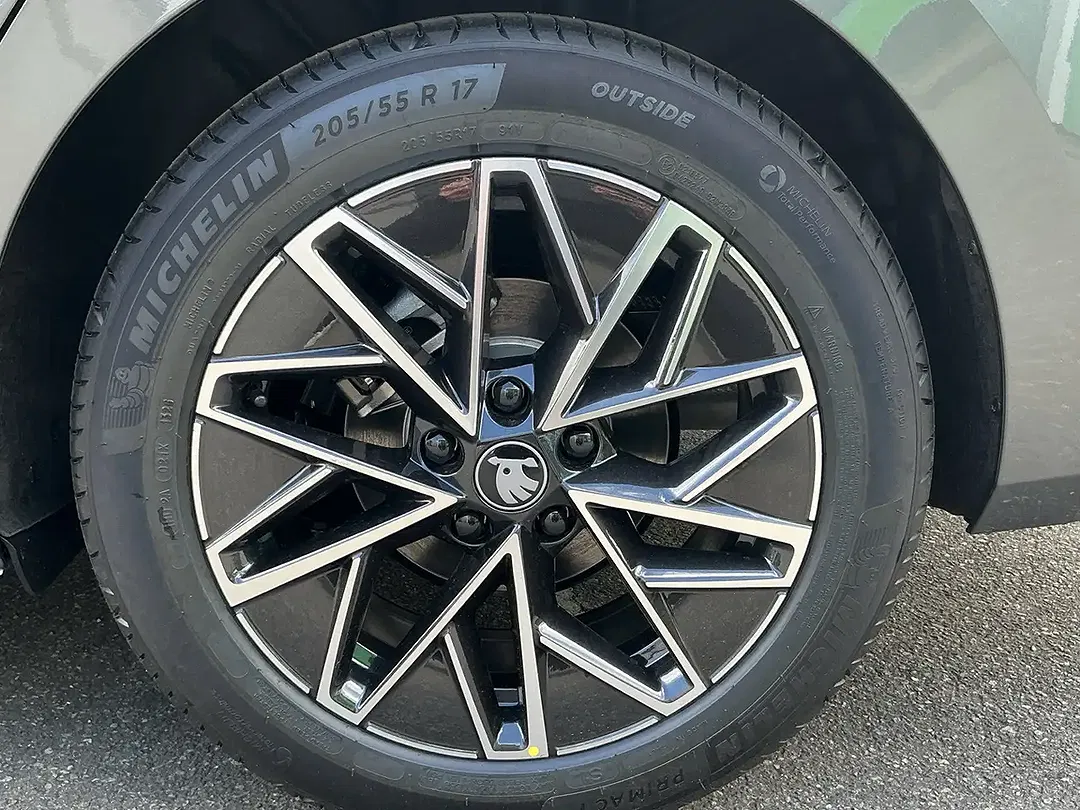 Skoda Octavia - Thumbnail 7