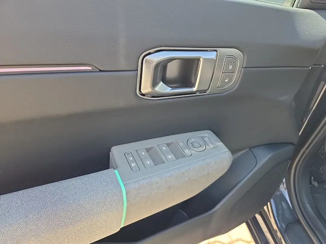 Kia EV4 - Thumbnail 8