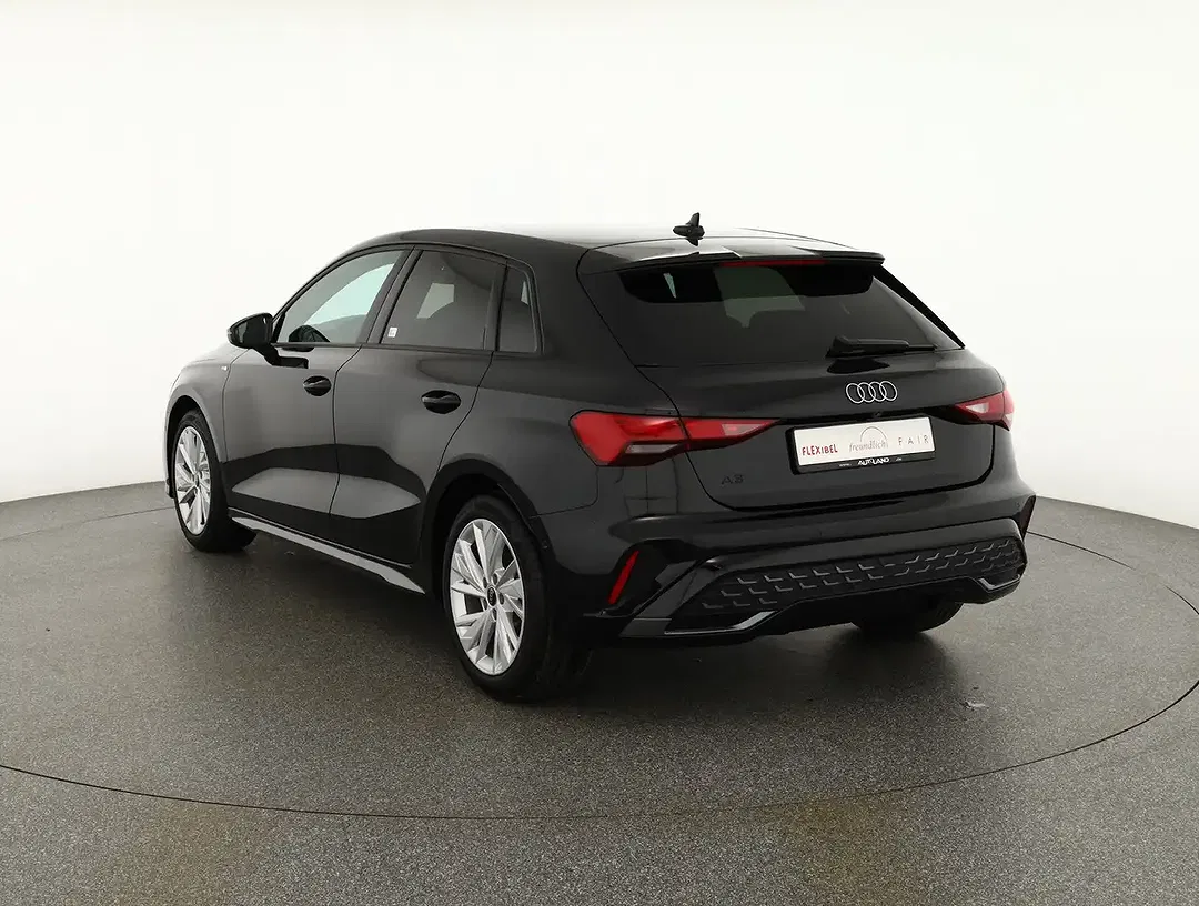 Audi A3 - Thumbnail 2