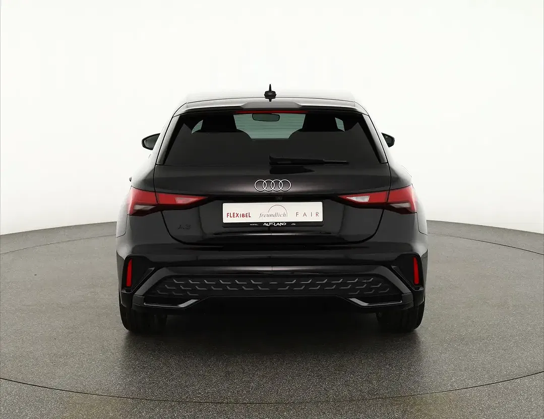 Audi A3 - Thumbnail 3