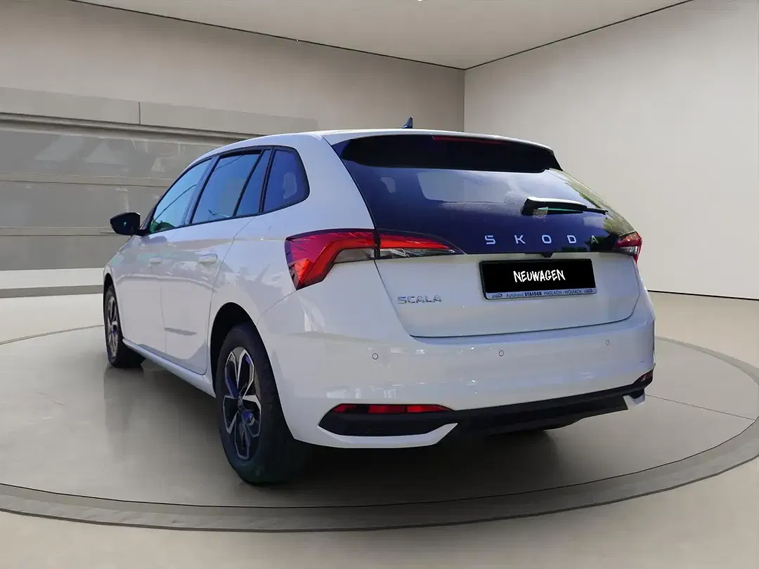 Skoda Scala - Thumbnail 4