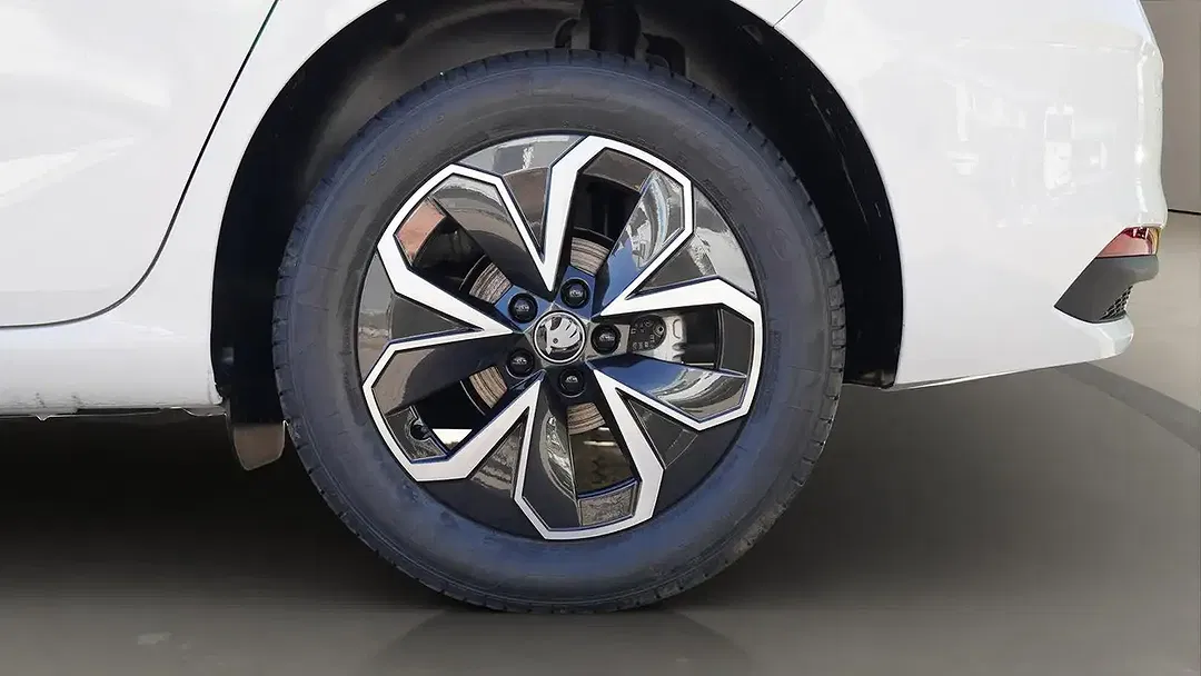 Skoda Scala - Thumbnail 5