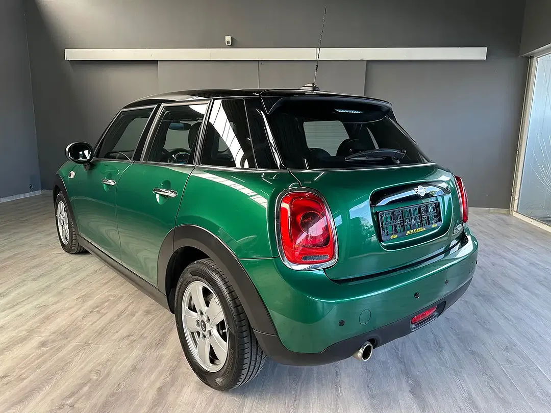MINI Cooper - Thumbnail 4