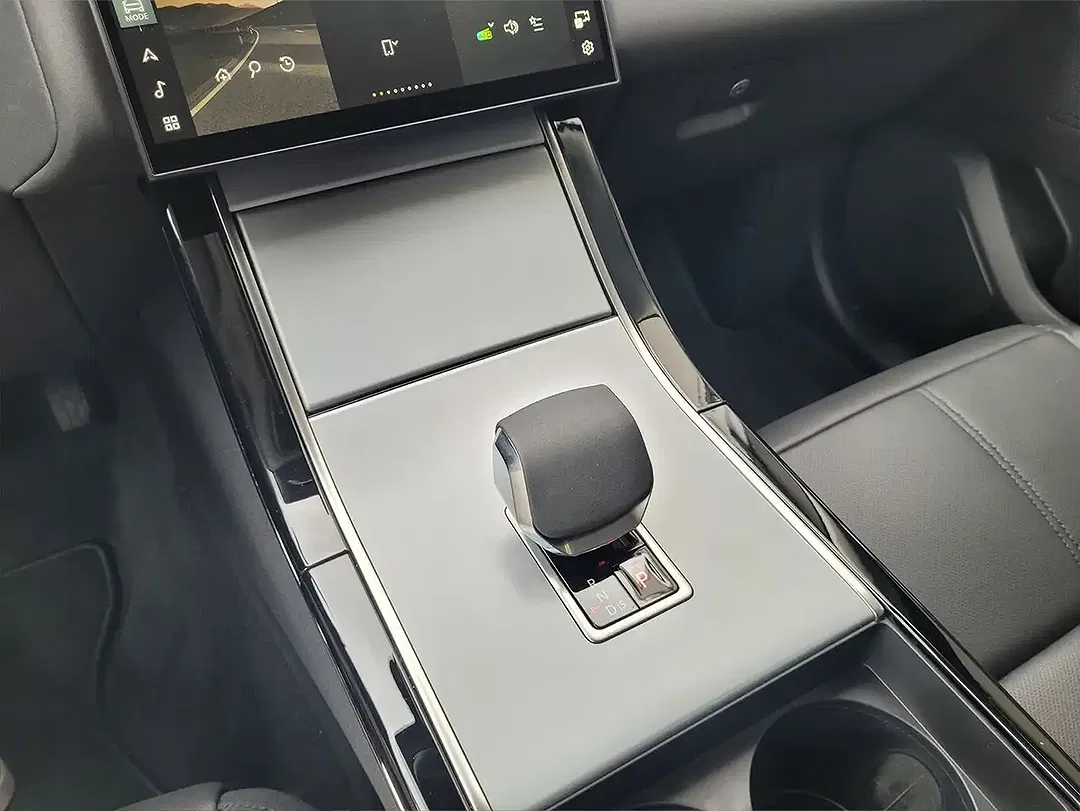 Land Rover Range Rover Velar - Thumbnail 14