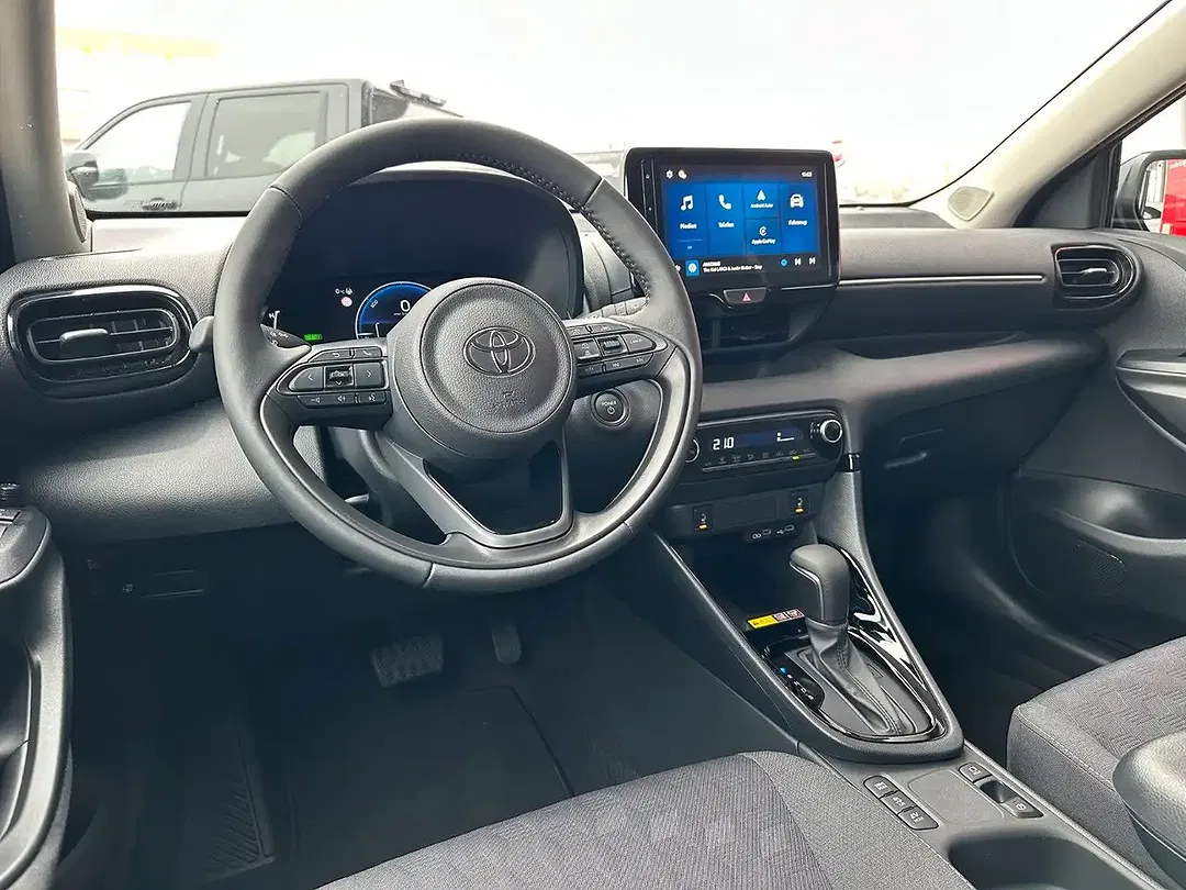 Toyota Yaris - Thumbnail 11