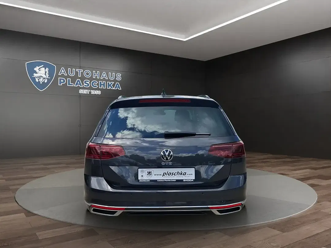 Volkswagen Passat Variant - Thumbnail 6