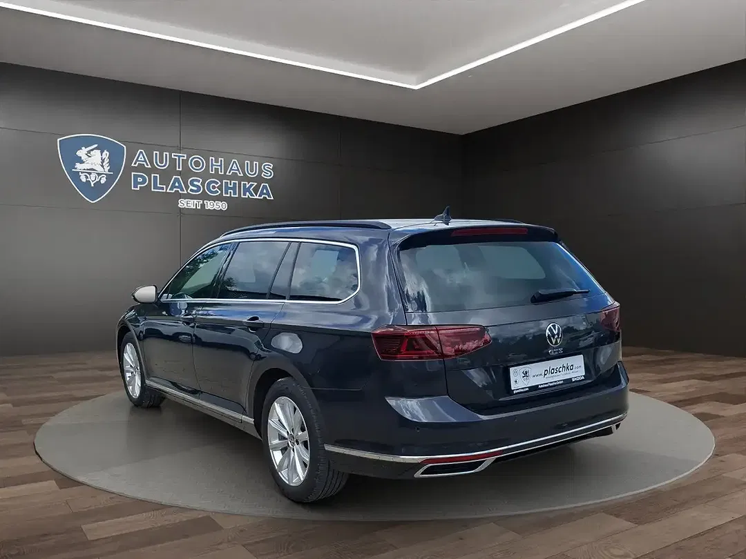 Volkswagen Passat Variant - Thumbnail 7