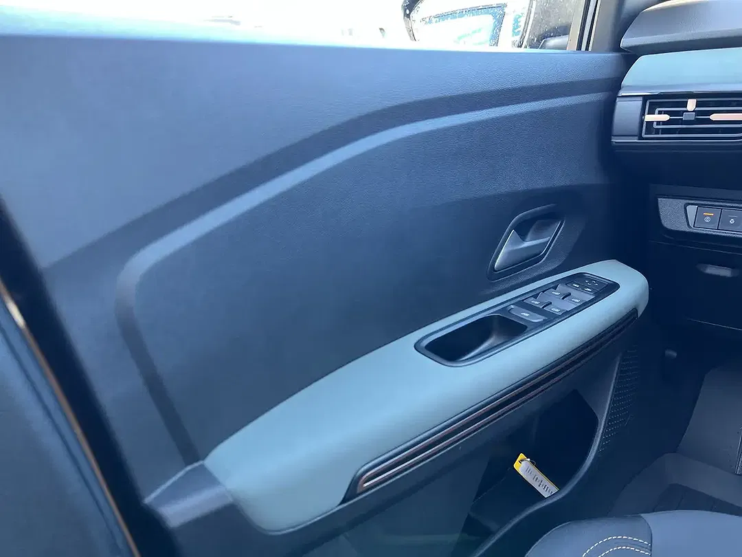 Dacia Sandero - Thumbnail 13