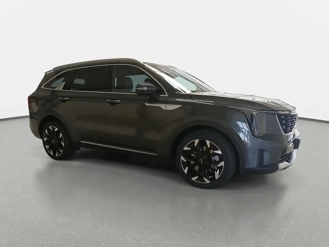 Kia Sorento - Thumbnail 2