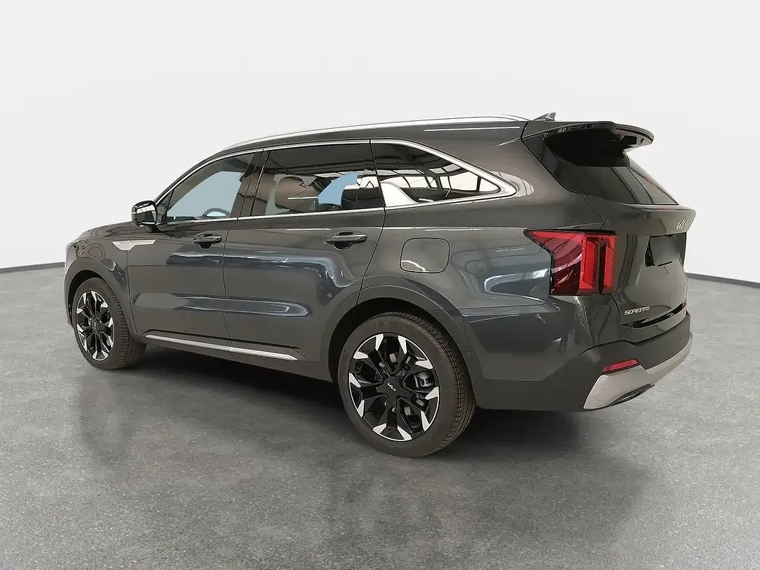 Kia Sorento - Thumbnail 4