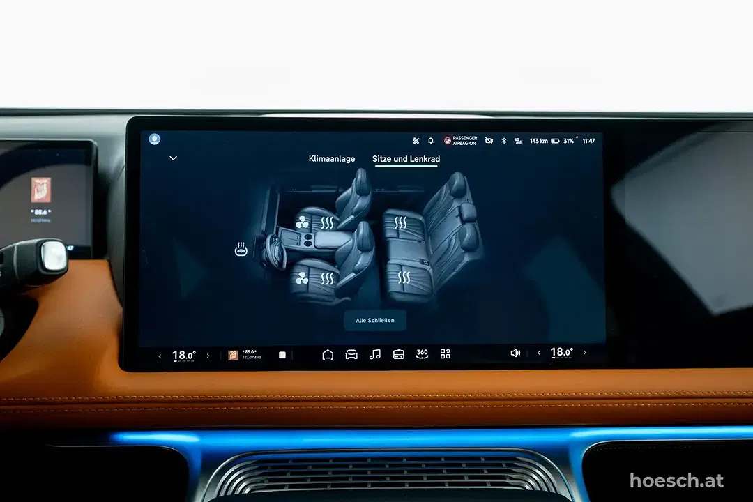 Xpeng G9 - Thumbnail 13