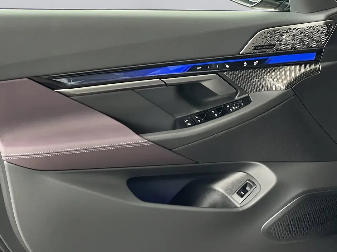 BMW M5 - Thumbnail 14