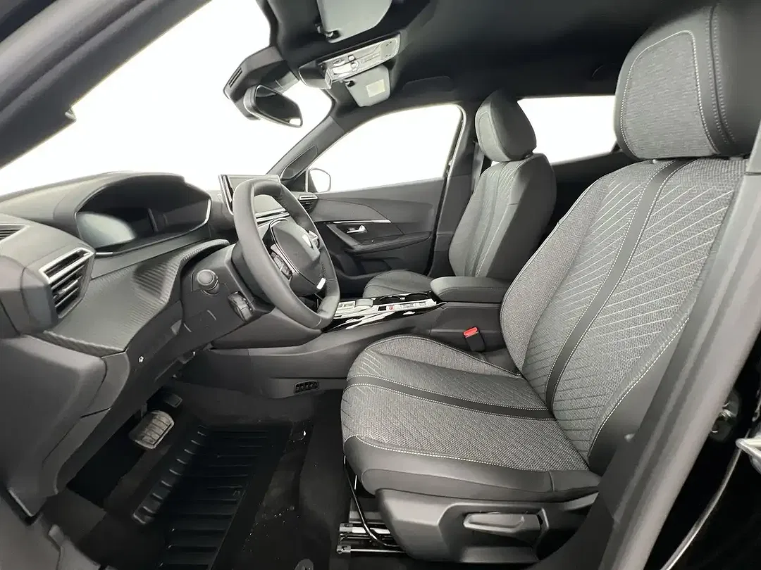 Peugeot 2008 - Thumbnail 8
