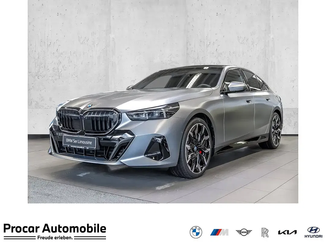 BMW 540 - Thumbnail 1