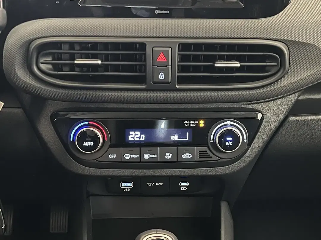 Hyundai i10 - Thumbnail 11