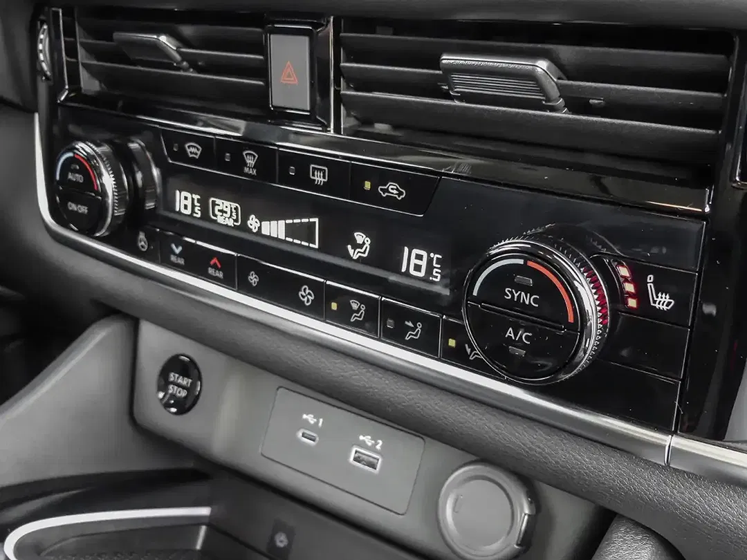 Nissan X-Trail - Thumbnail 12