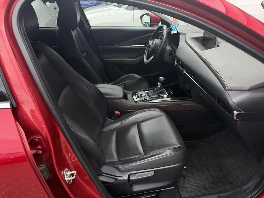 Mazda CX-30 - Thumbnail 10