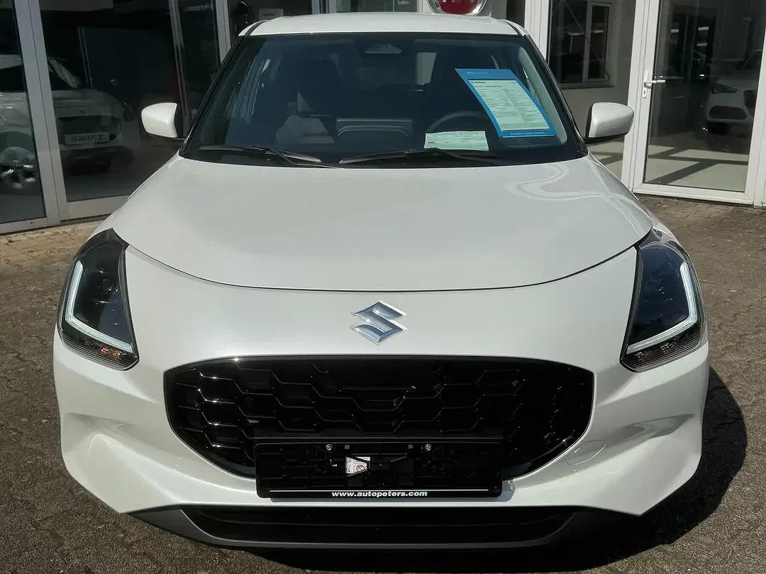 Suzuki Swift - Thumbnail 3