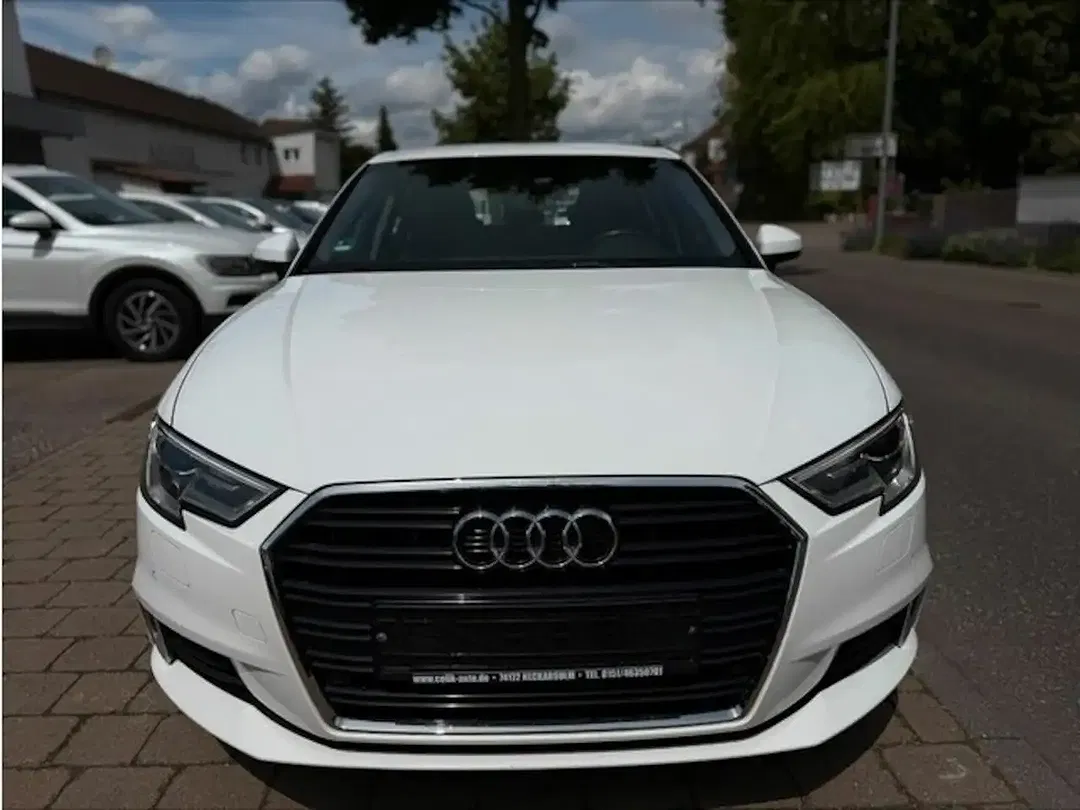 Audi A3 - Thumbnail 2