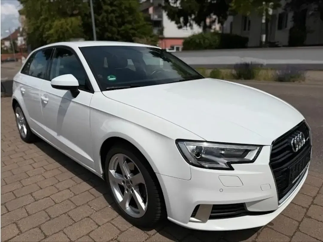 Audi A3 - Thumbnail 3