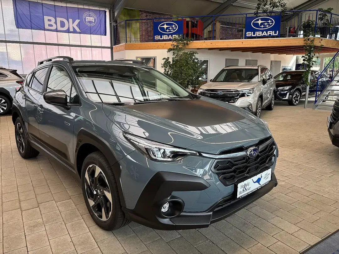 Subaru Crosstrek - Thumbnail 1